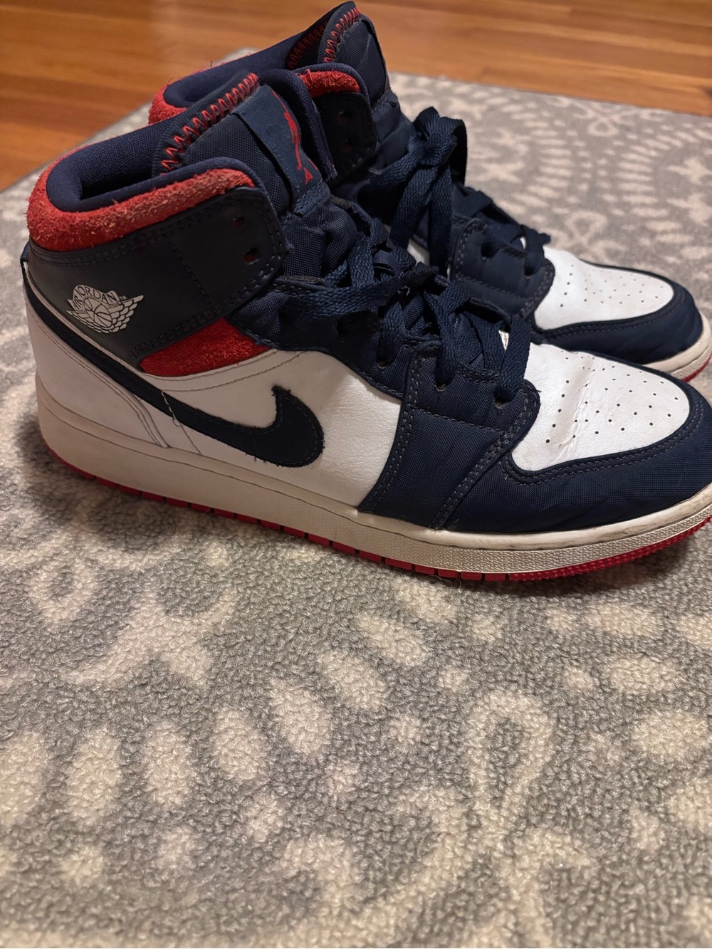 Nike Air Jordan 1 Mid SE USA Olympic Size 7Y / 8.5 Womens